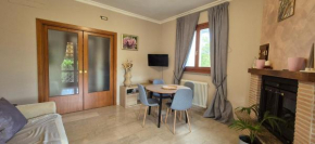 Charming 2-Bed Home with Garden